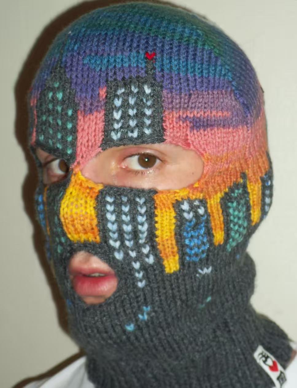 Loin du Paradis _ CITYSCAPE SKIMASK