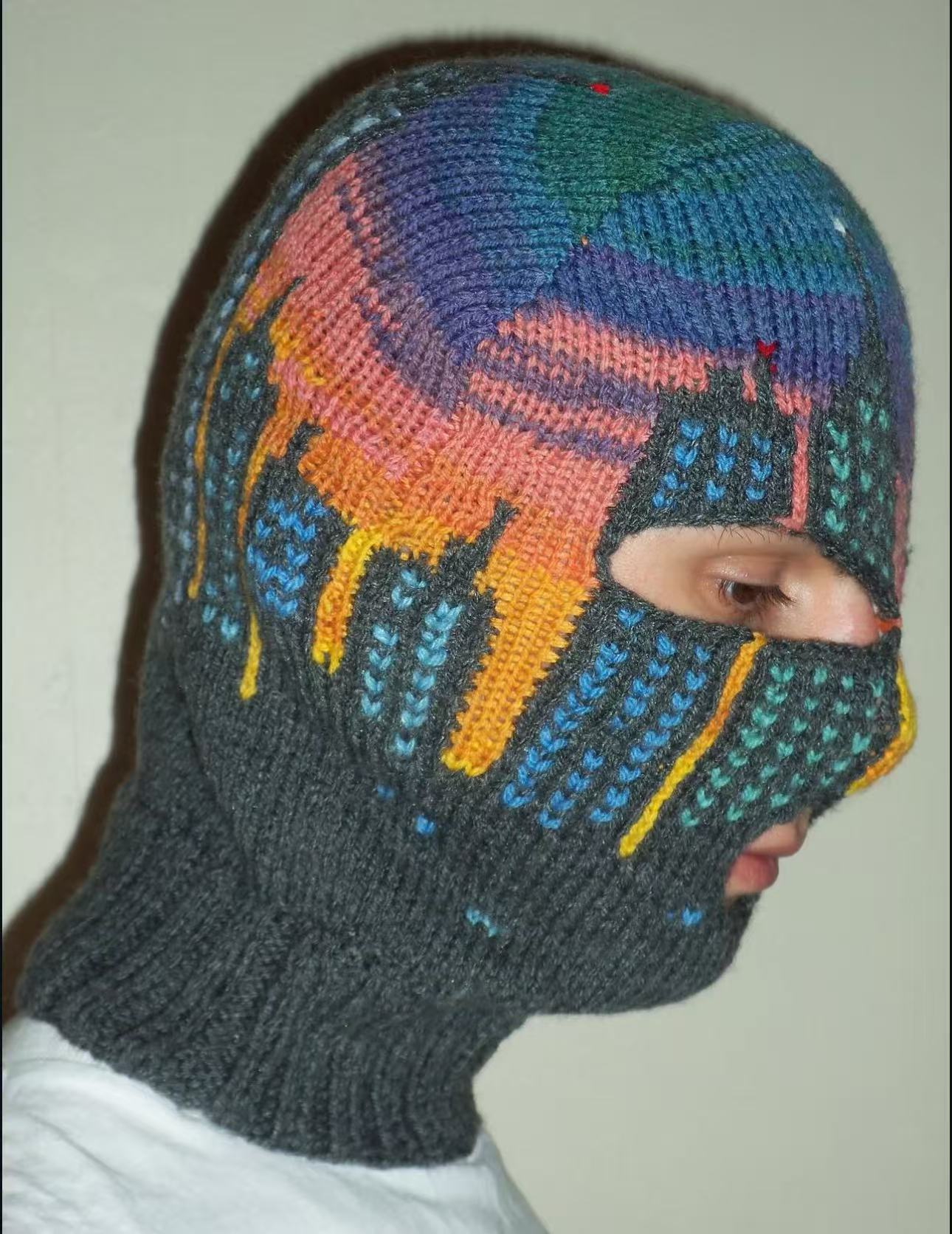 Loin du Paradis _ CITYSCAPE SKIMASK