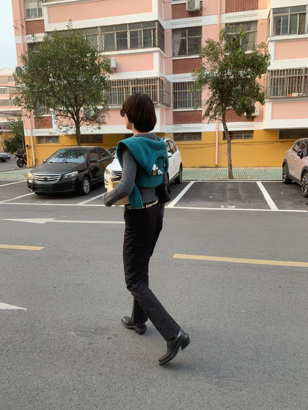 XaLWORCLO _ SLIM-FIT ASYMMETRIC ZIP KNIT SWEATER