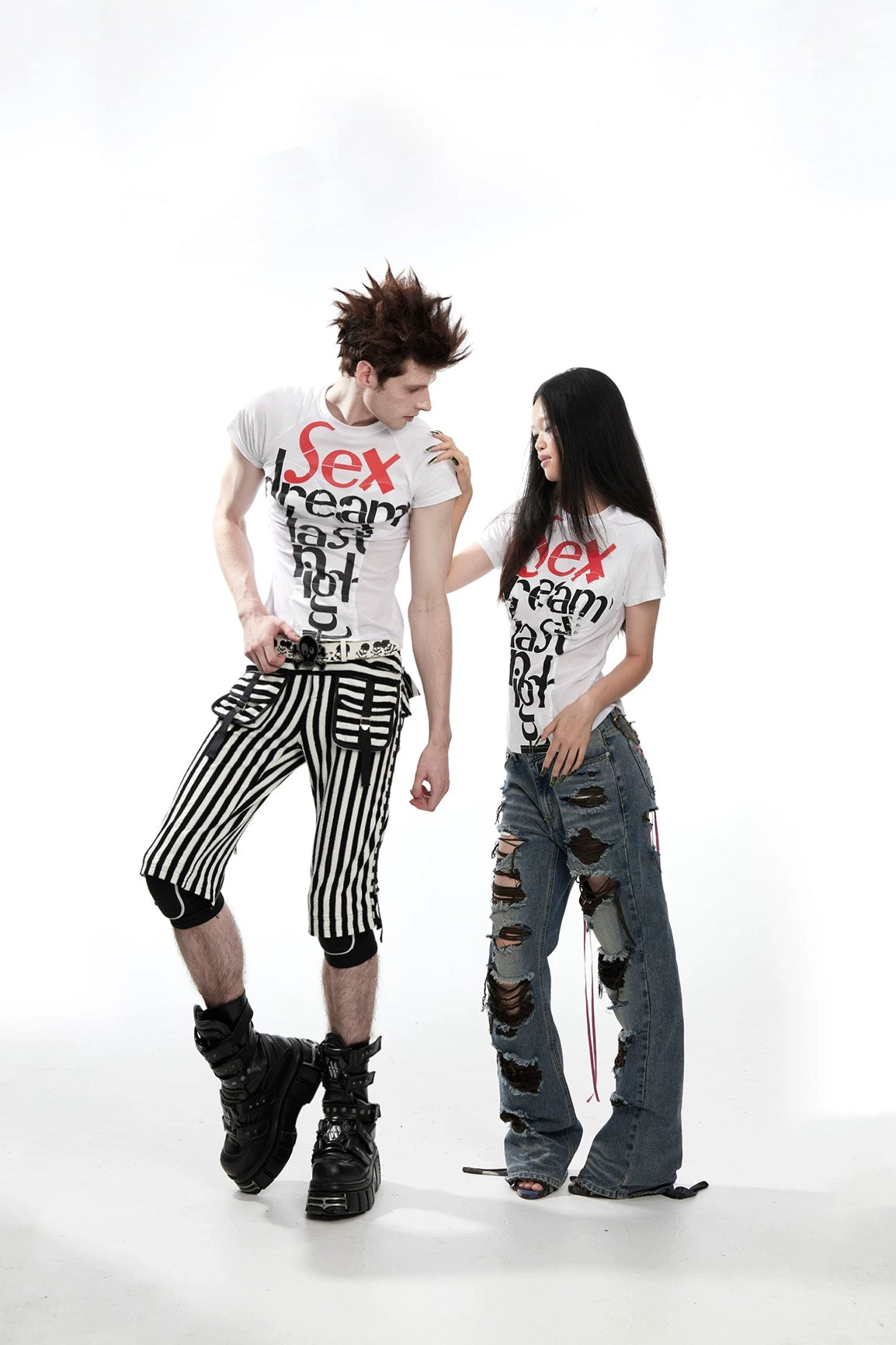 Fruitanari _ S*X DREAM LAST NIGHT DECONSTRUCTED SLOGAN TEE