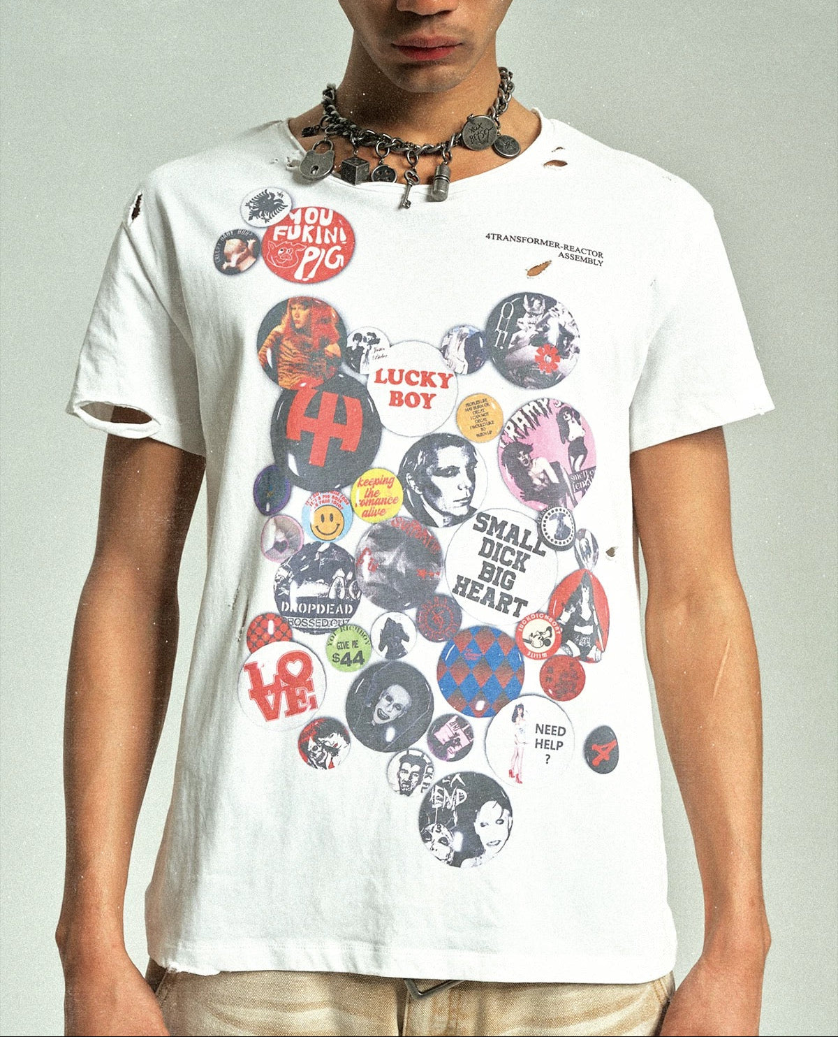 4Tra _ LUCKY(DAFT) BOY BADGES TEE