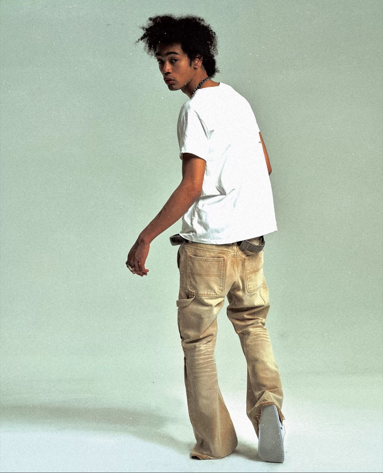 4Tra _ LUCKY(DAFT) BOY BADGES TEE