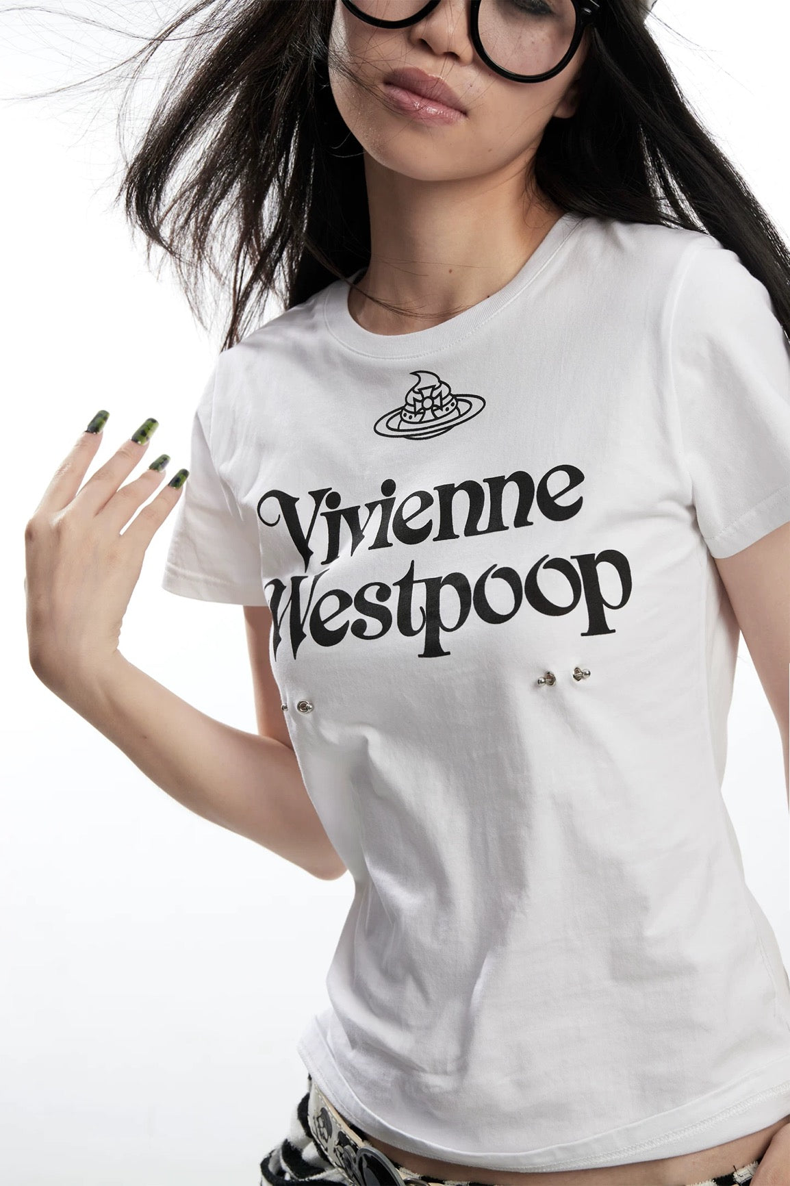 Fruitanari _ ❦VIVIENNEWESTPOOP PIERCING TEE