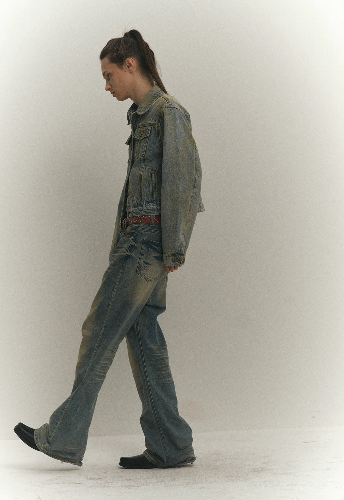 4Tra _ CURVED DIRTY DENIM JACKET