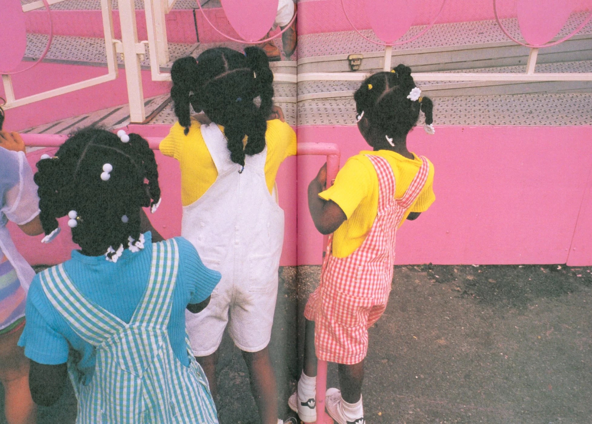 HIFI-SCIFI _ MIKA NINAGAWA - PINK ROSE SUITE PHOTOBOOK [2001]