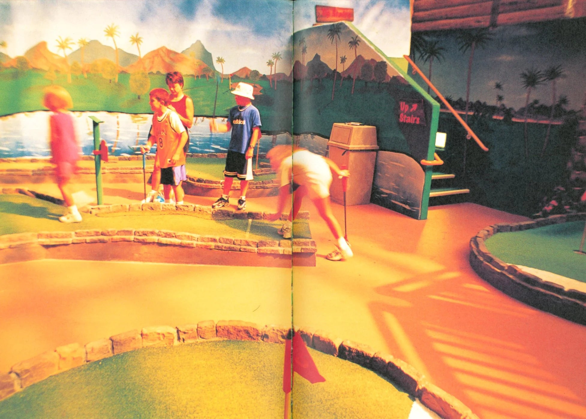 HIFI-SCIFI _ MIKA NINAGAWA - PINK ROSE SUITE PHOTOBOOK [2001]